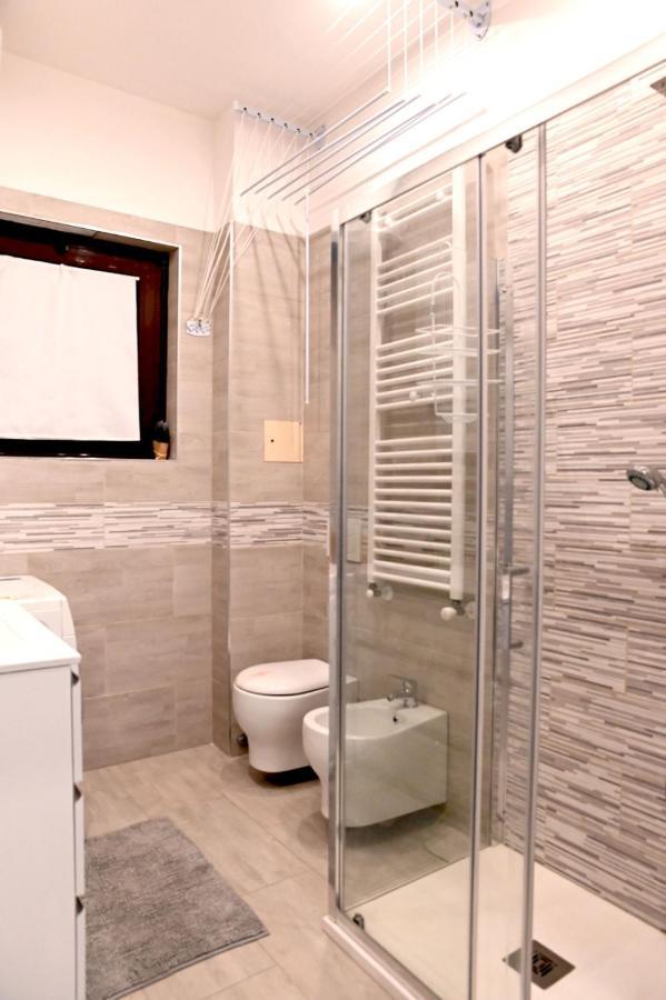 Lucca 22 Hotel Milan Luaran gambar
